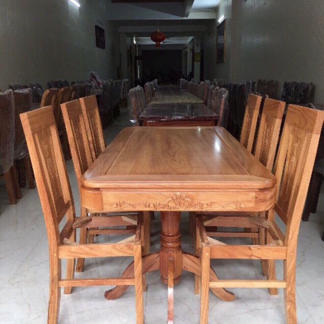 Bàn ghế gỗ